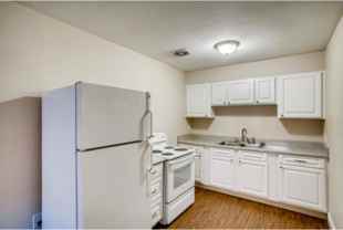 298 W Powers Ave #306 - Photo 1 of 1