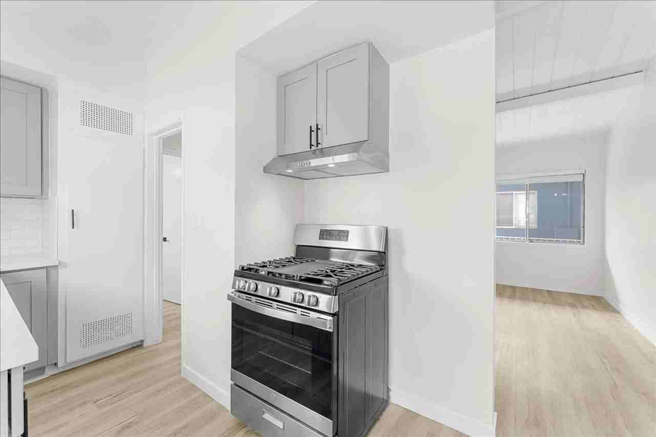 12238 Grevillea Ave #J - Photo 3 of 12