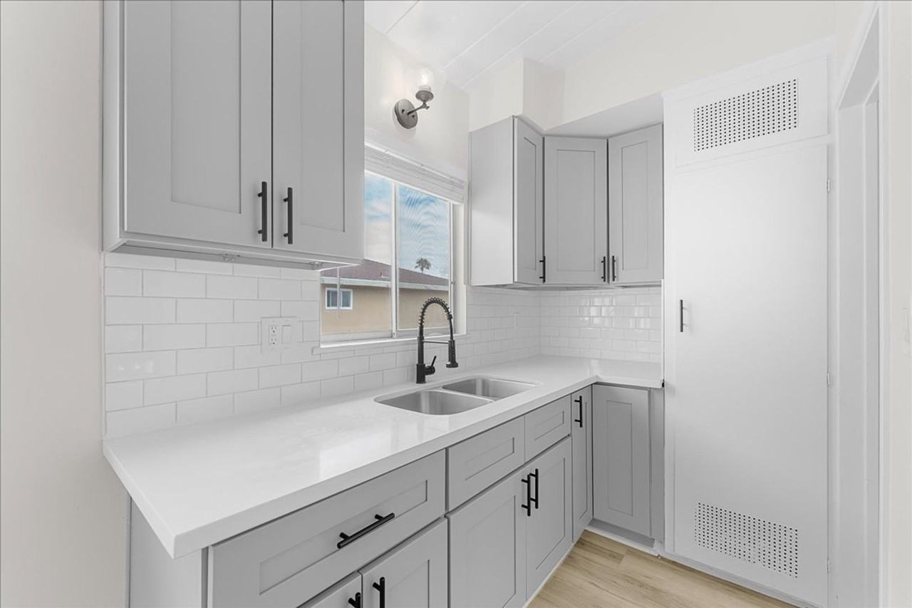 12238 Grevillea Ave #J - Photo 6 of 12