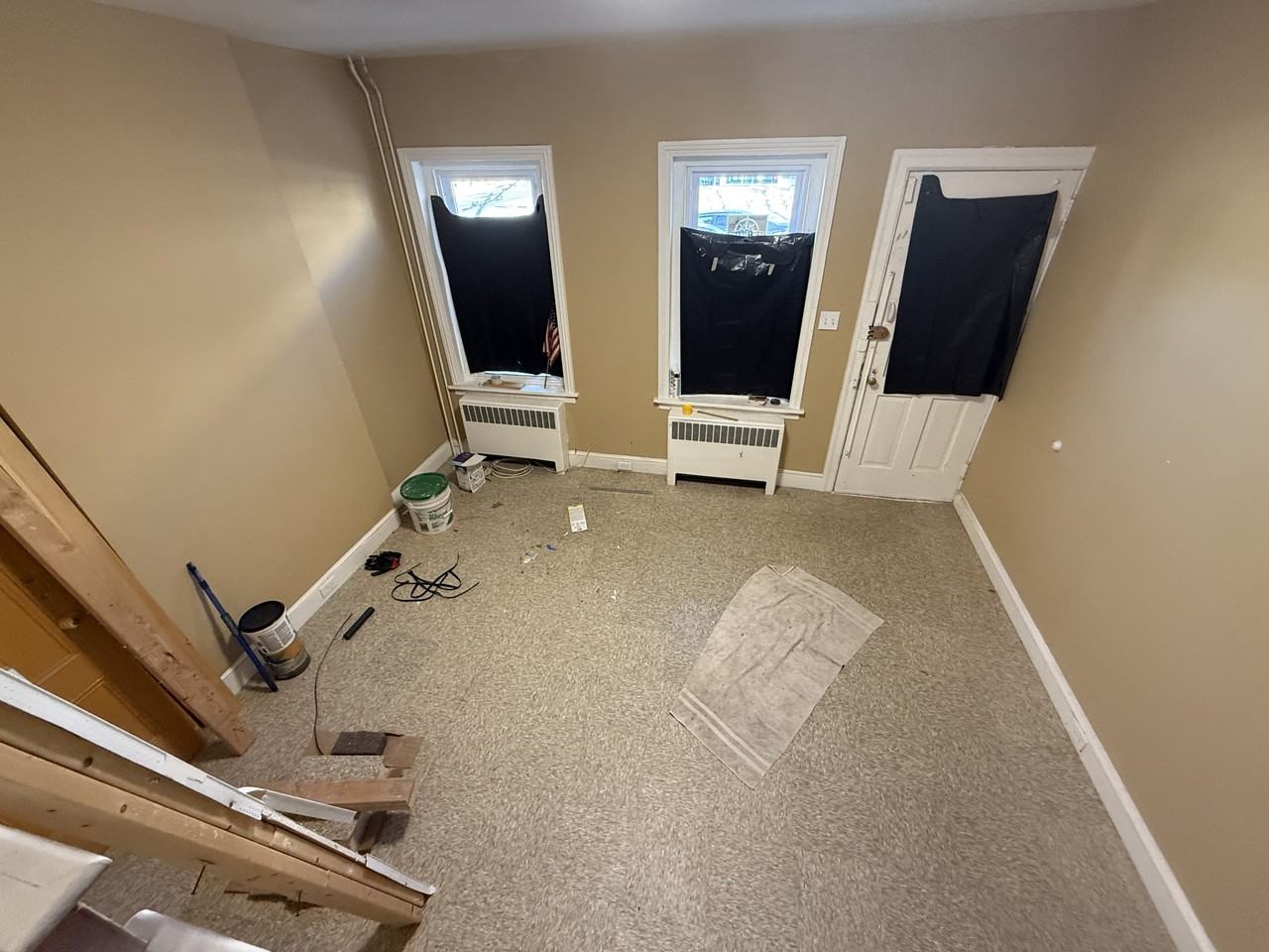 637 N 6th St #1 - Photo 6 of 14