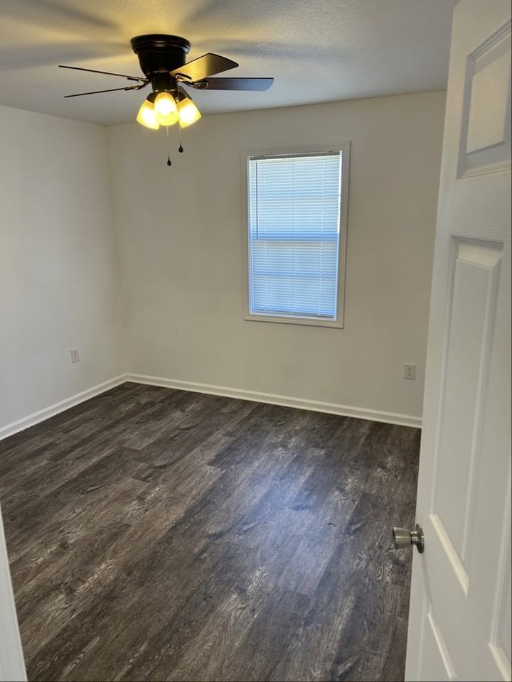 1004 N 40th St #2 - Photo 7 of 7