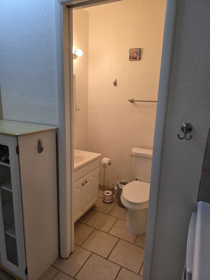 180 Willow Way - Photo 5 of 8