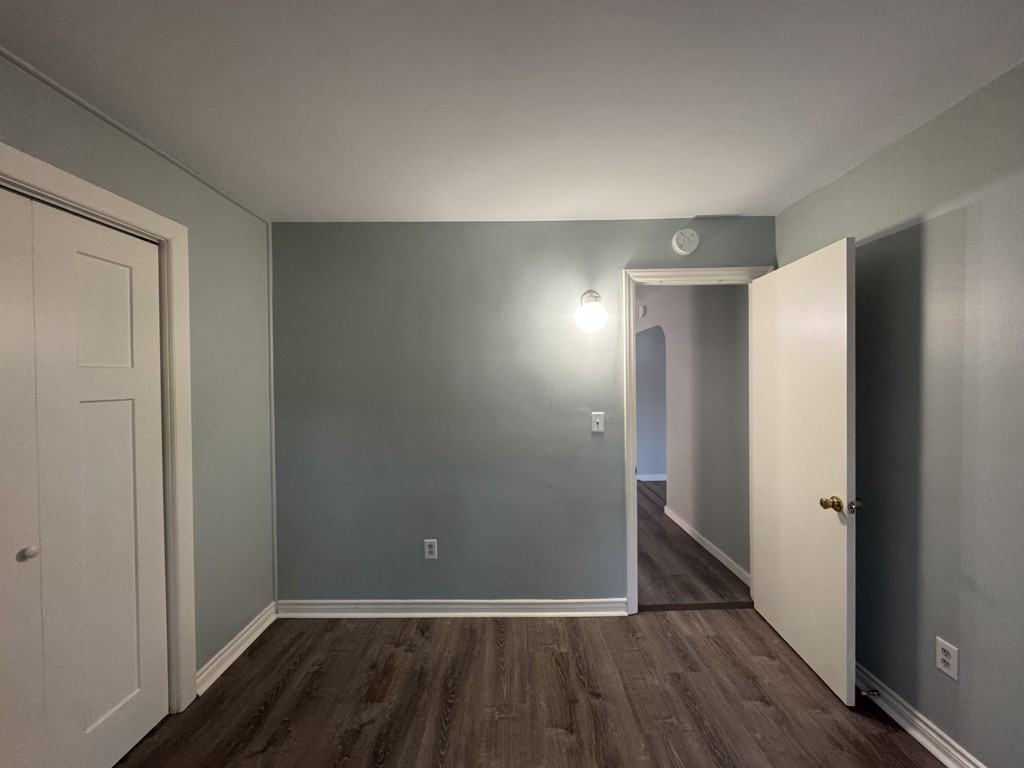 1019 Forrest Dr N - Photo 7 of 8