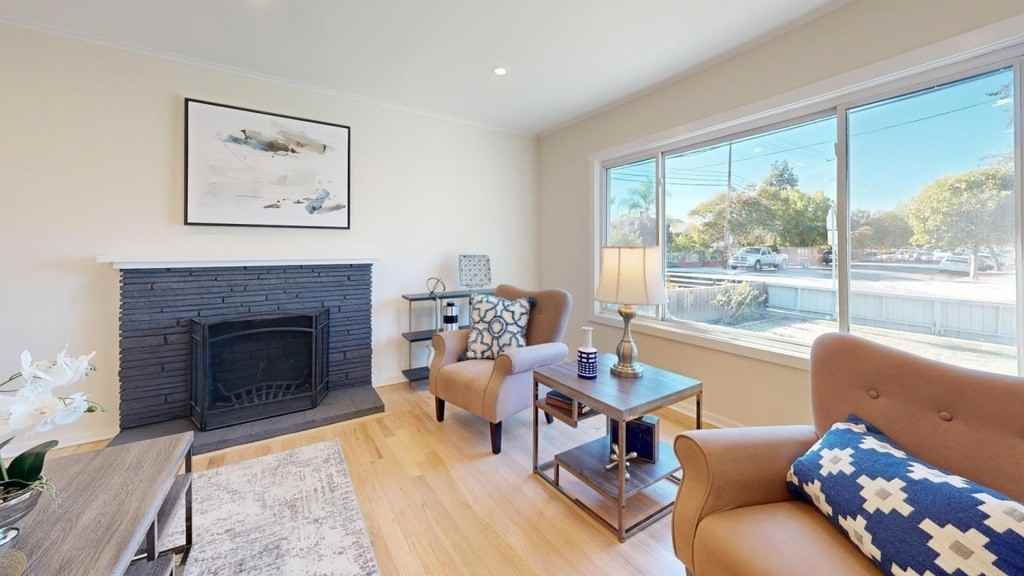 608 Charter St - Photo 4 of 19