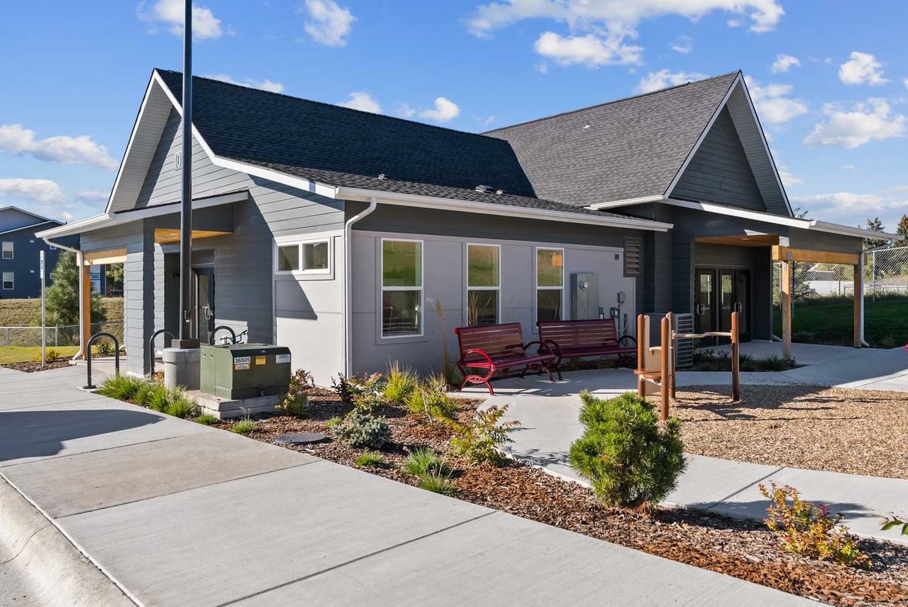 Junegrass Place - Photo 5 of 50