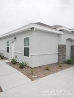 featured image of 1916 Redbud Ln Unit 1