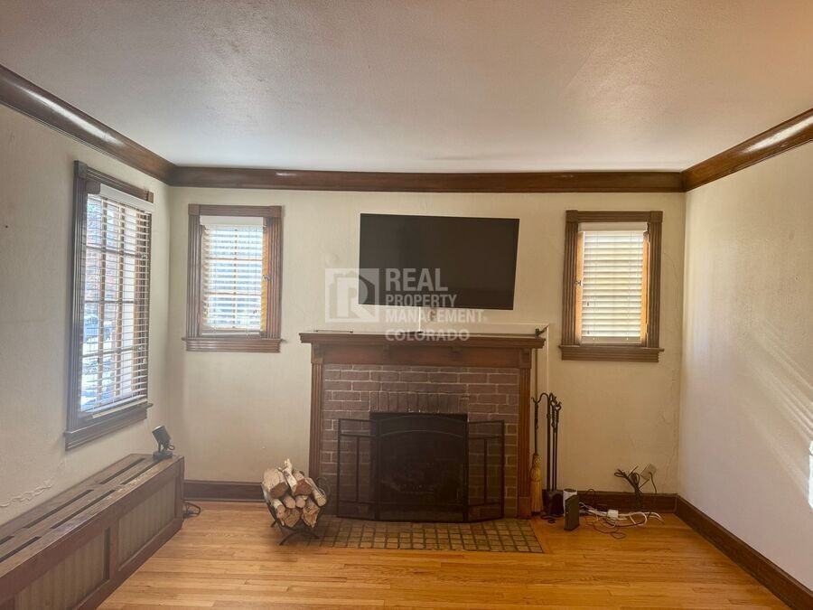 1305 Bellaire St - Photo 3 of 24