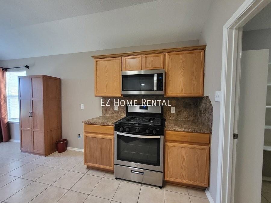 2734 Trinity Glen Ln - Photo 6 of 20