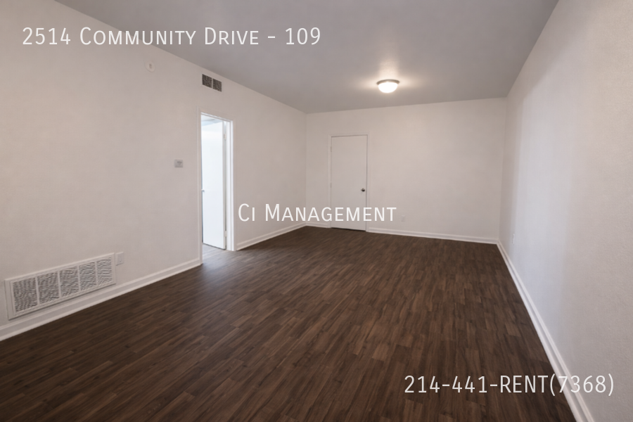 2514 Community Dr #109 - Photo 2 of 23