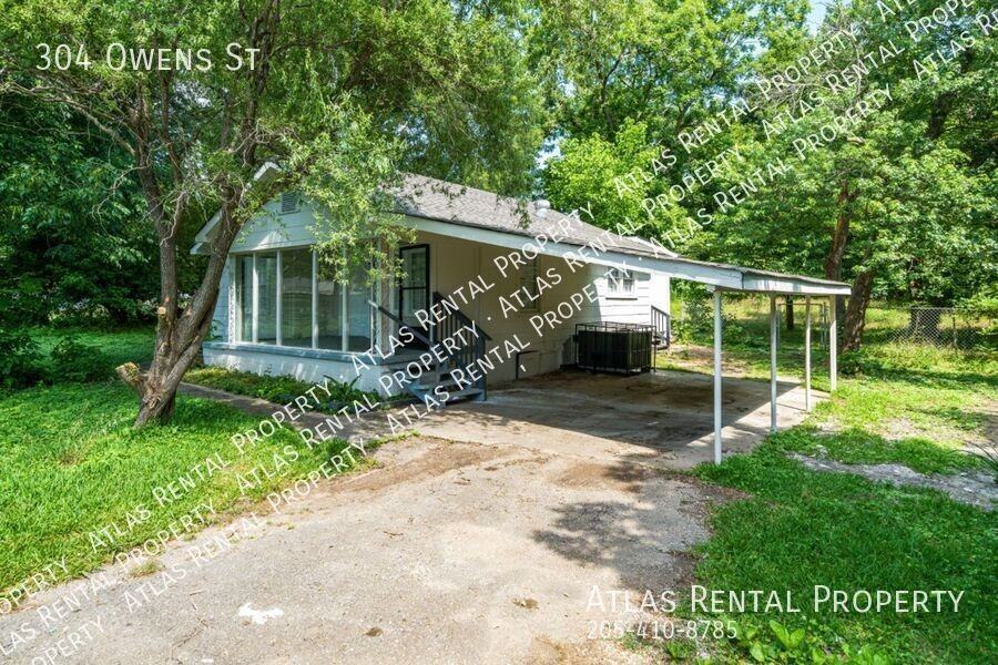 304 Owens St - Photo 4 of 18