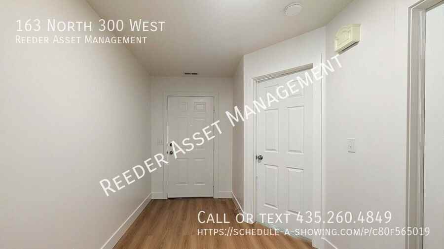 163 N 300 W - Photo 3 of 22