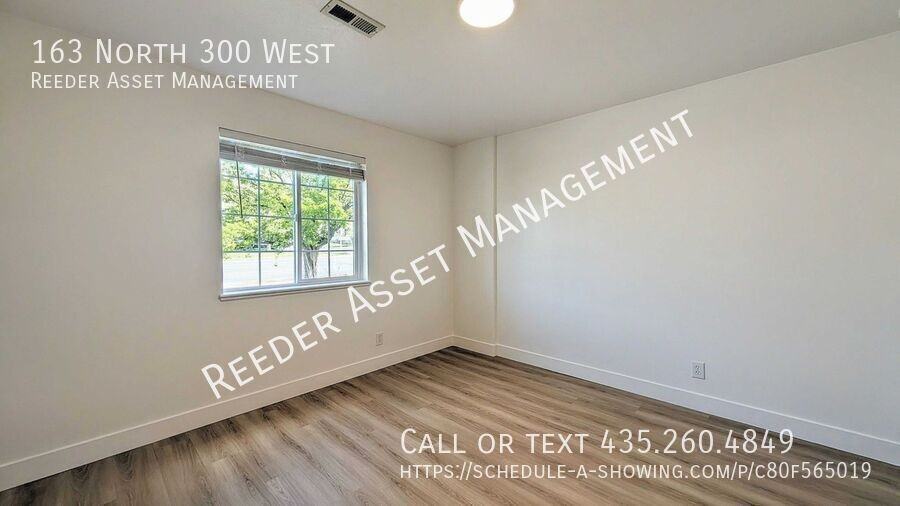 163 N 300 W - Photo 6 of 22