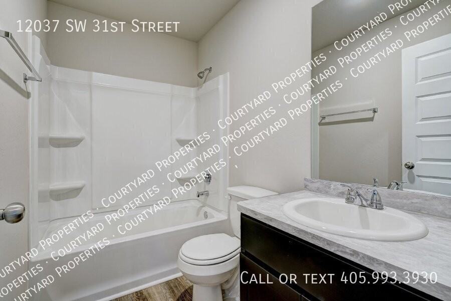 12037 Sw 31st St - Photo 3 of 50