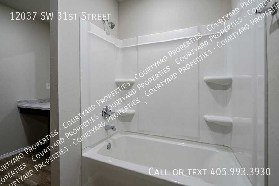 12037 Sw 31st St - Photo 6 of 50