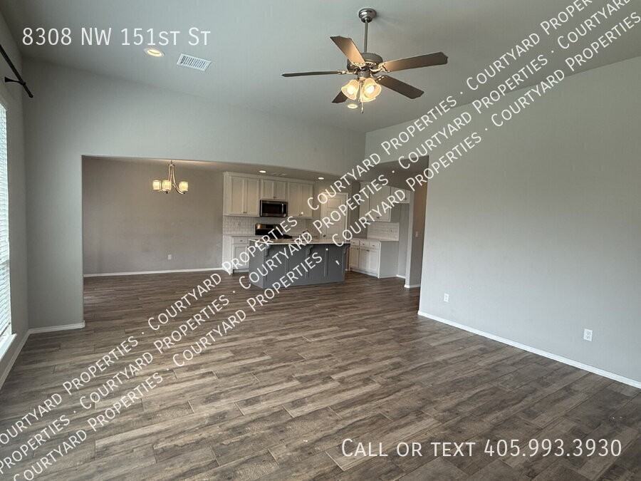 8308 Nw 151st St - Photo 4 of 26