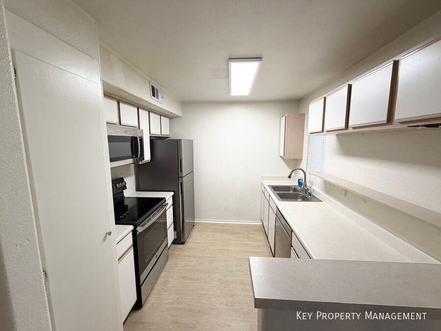 2300 E Silverado Ranch Blvd #2120 - Photo 7 of 18