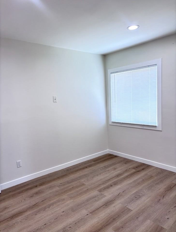 1416 W 130th St - Photo 2 of 17