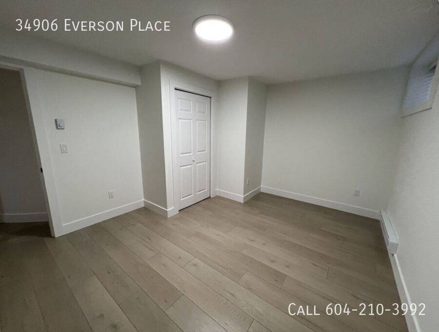 34906 Everson Pl - Photo 6 of 8