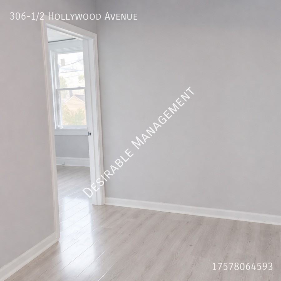 306 1/2 Hollywood Ave - Photo 6 of 8