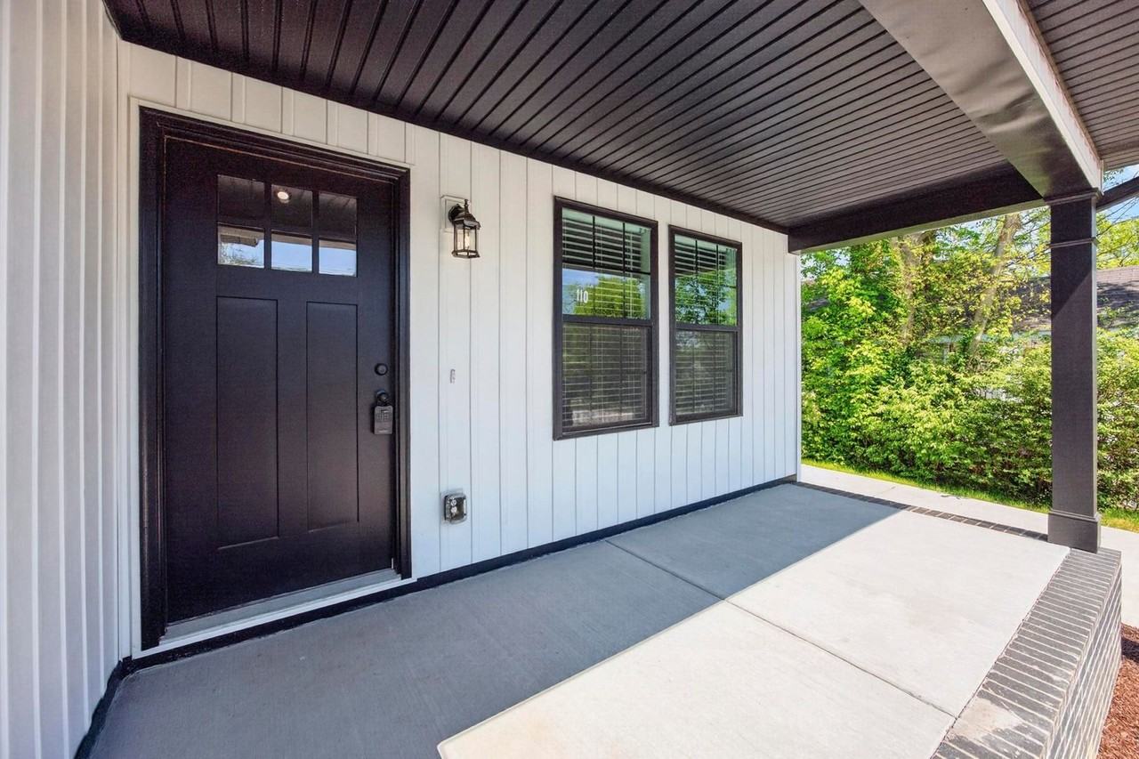 206 Ross Ave #110 - Photo 4 of 40