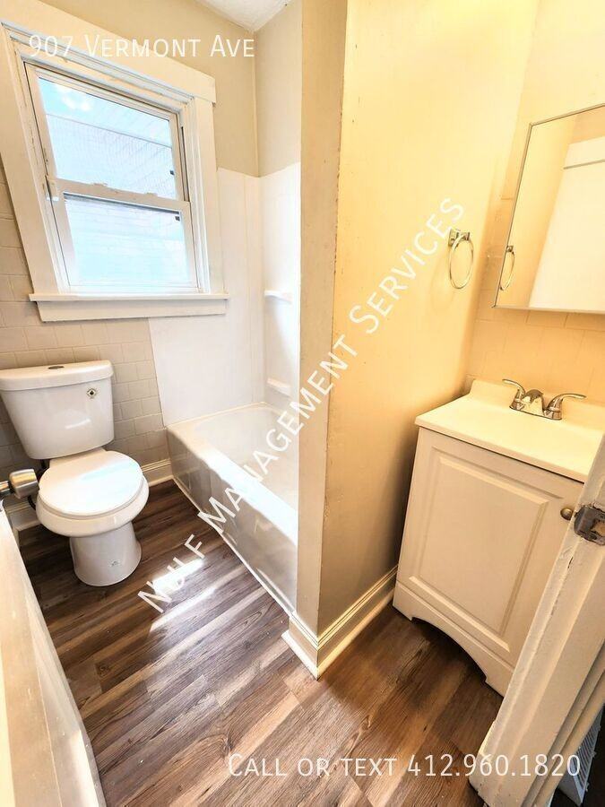 907 Vermont Ave - Photo 4 of 5