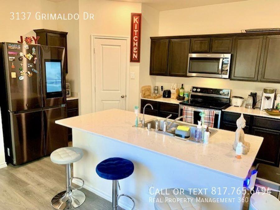 3137 Grimaldo Dr - Photo 5 of 15