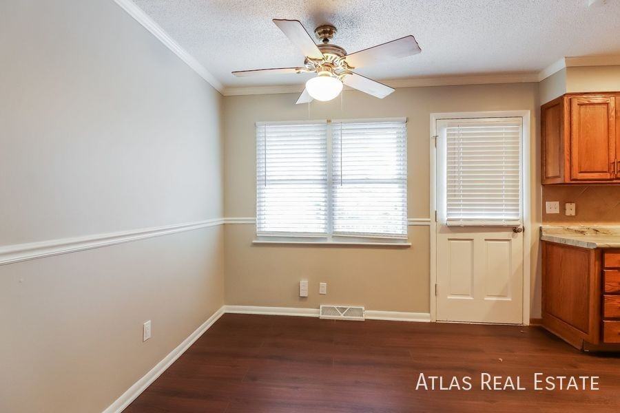 602 Ne Darwin St - Photo 3 of 20