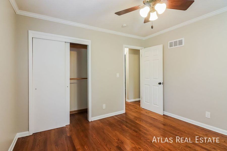 602 Ne Darwin St - Photo 7 of 20