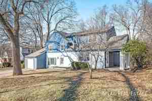 featured image of 4412 W 77th Pl