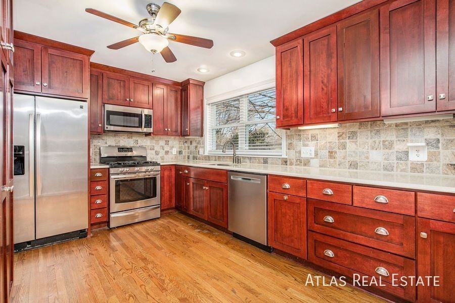 4412 W 77th Pl - Photo 5 of 16