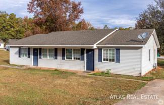 240 Garnet Ridge Dr - Photo 1 of 1