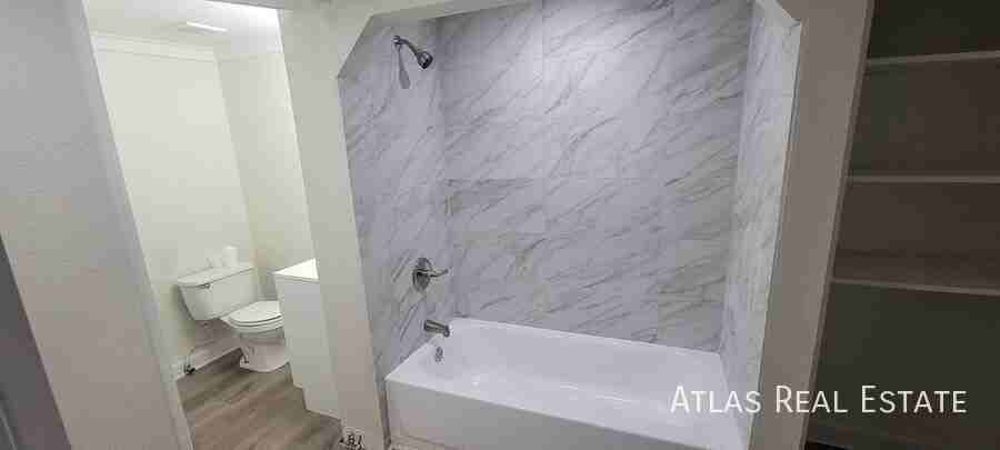 517 S 81st St - Photo 6 of 11