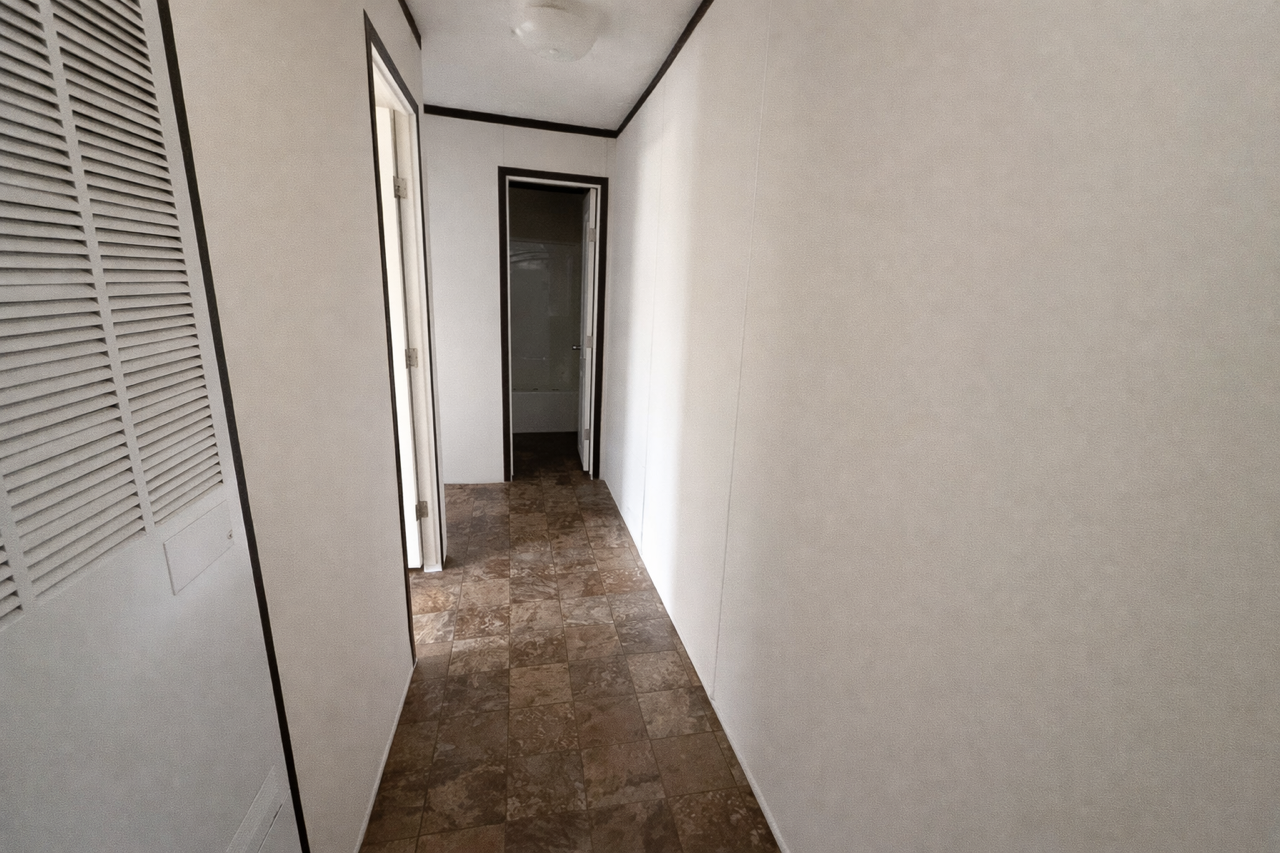 266 Birdsall Dr E - Photo 3 of 8