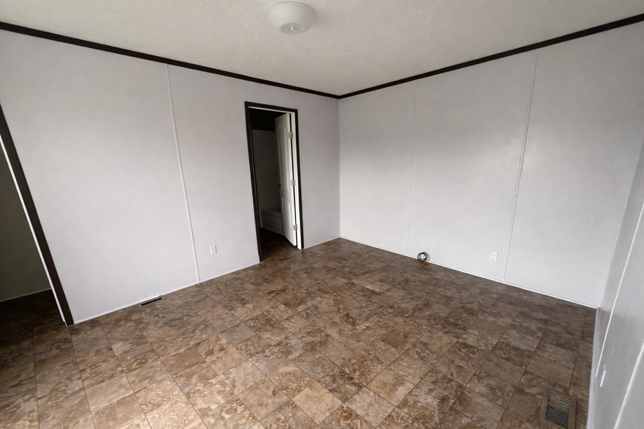 266 Birdsall Dr E - Photo 5 of 8