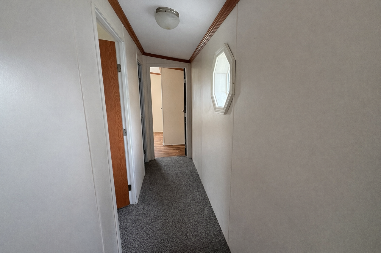 108 Birdsall Dr S - Photo 5 of 8