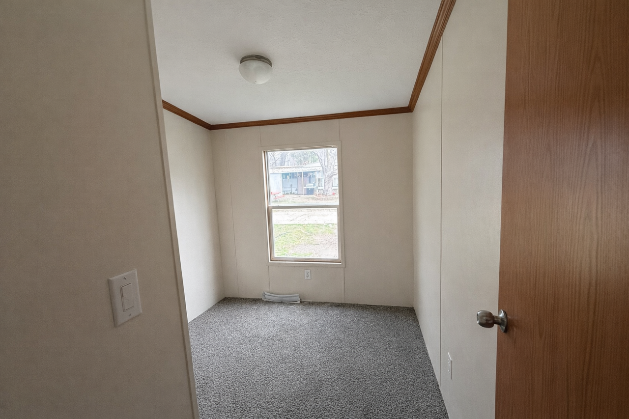 108 Birdsall Dr S - Photo 6 of 8