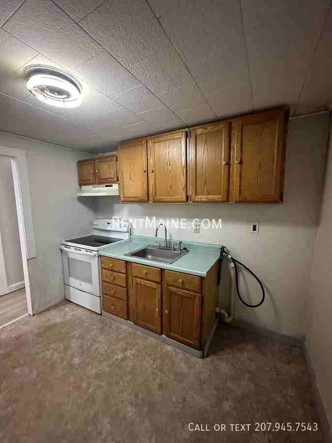 171 Riverside Dr #4 - Photo 2 of 8