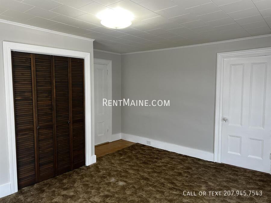 445 Main St #B - Photo 6 of 13