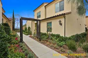 featured image of 136 Falcon Rdg #1