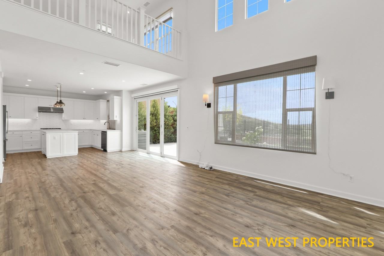 136 Falcon Rdg #1 - Photo 4 of 34