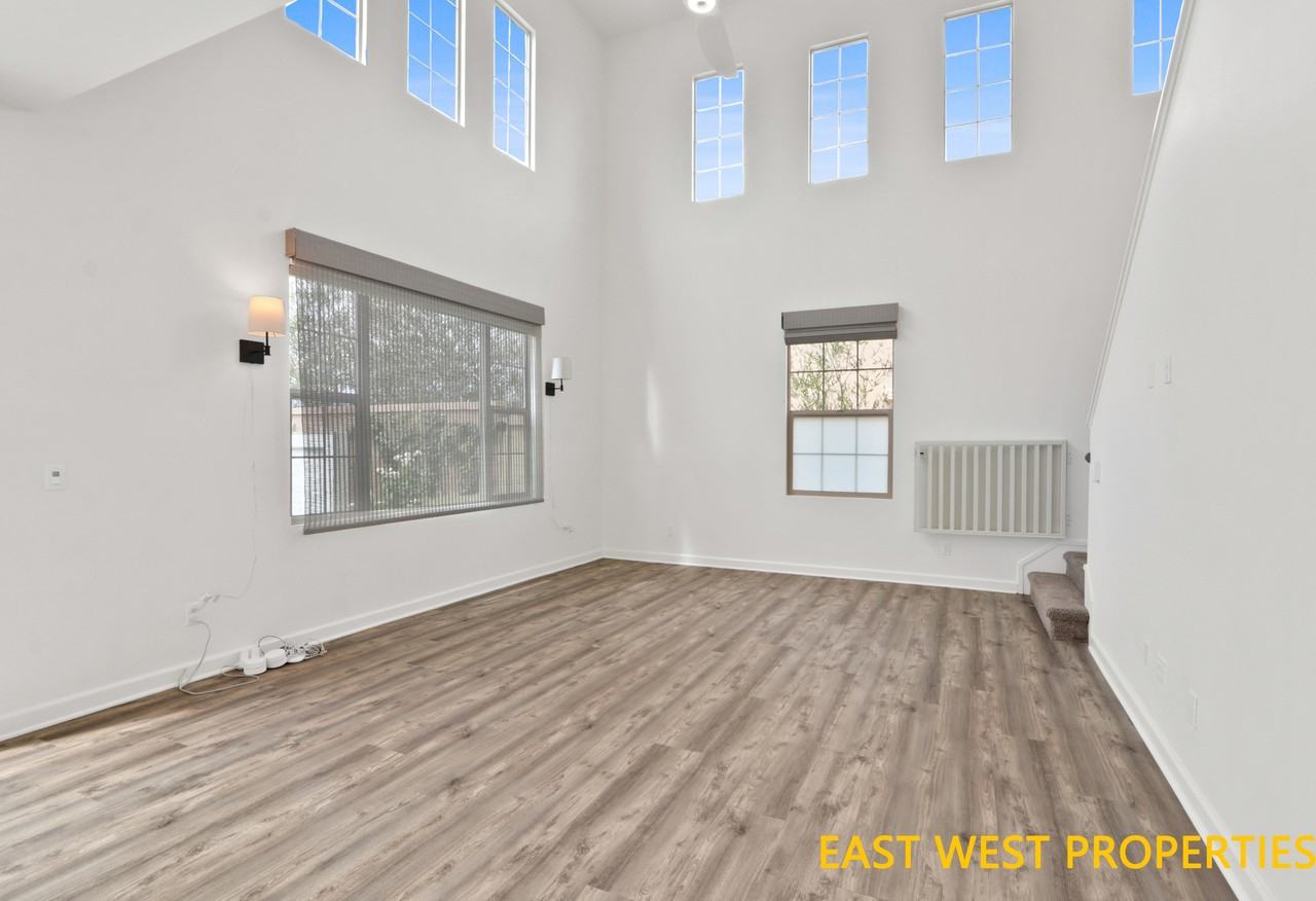 136 Falcon Rdg #1 - Photo 5 of 34