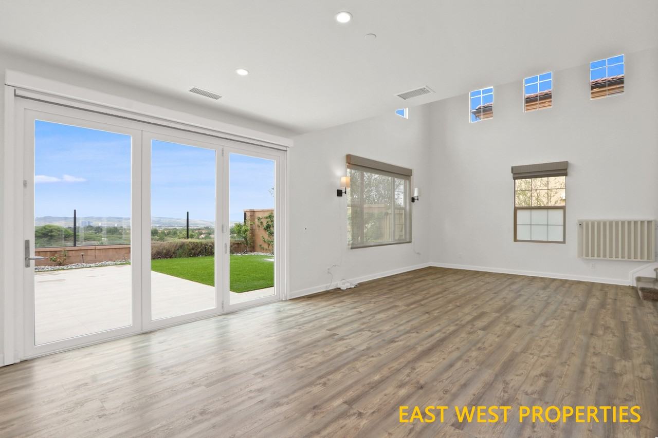 136 Falcon Rdg #1 - Photo 6 of 34