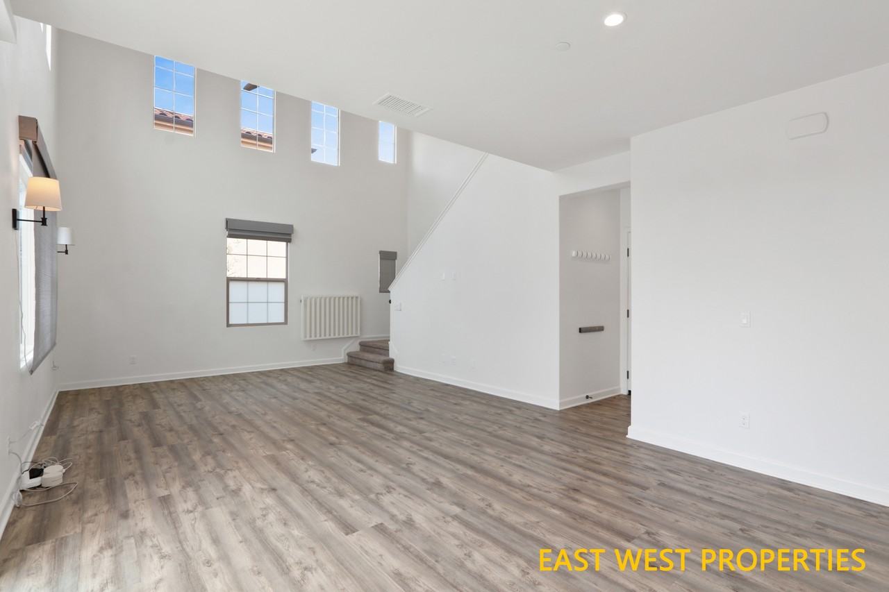 136 Falcon Rdg #1 - Photo 7 of 34