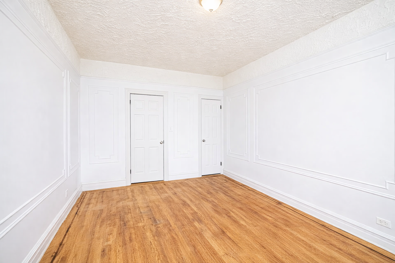 92 E 53rd St #1 - Photo 4 of 5