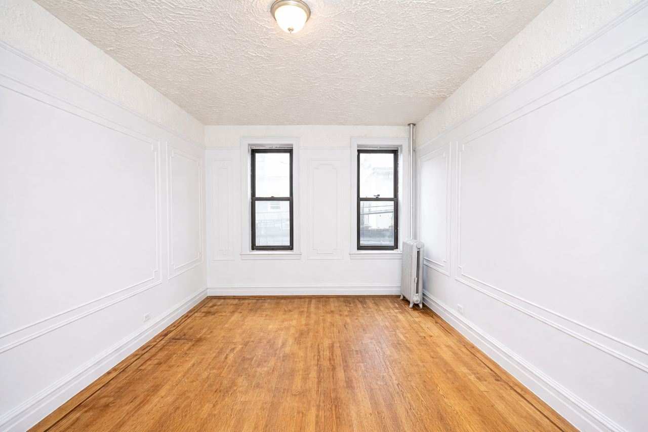 92 E 53rd St #1 - Photo 5 of 5