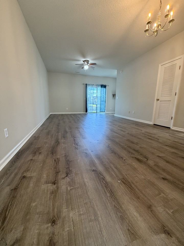 299 Leese Dr #299 - Photo 3 of 15