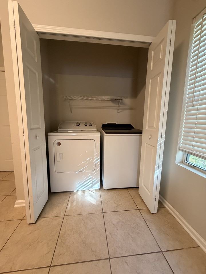 299 Leese Dr #299 - Photo 5 of 15