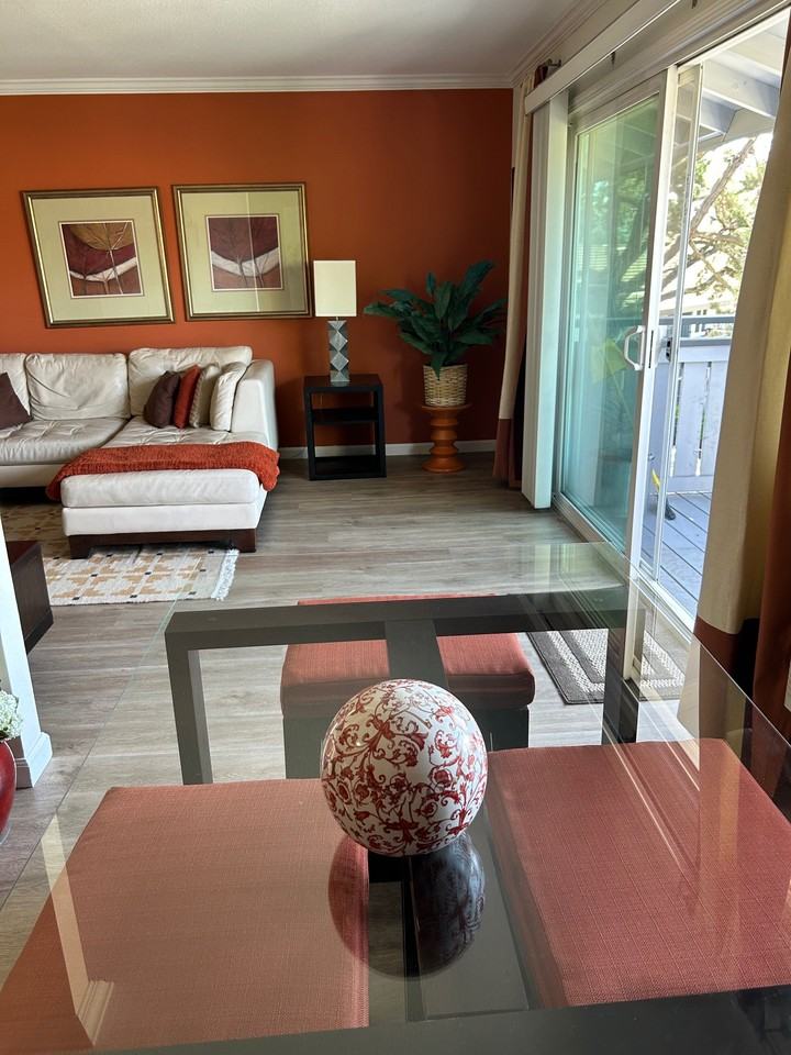 241 Masters Ct #4 - Photo 5 of 14