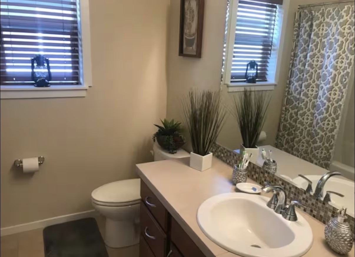 16222 5th Ave Se #NA - Photo 2 of 7