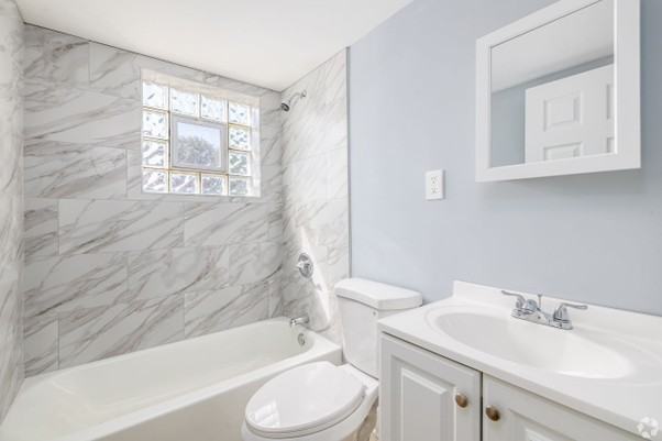 306 Wilson Ave #A - Photo 5 of 8